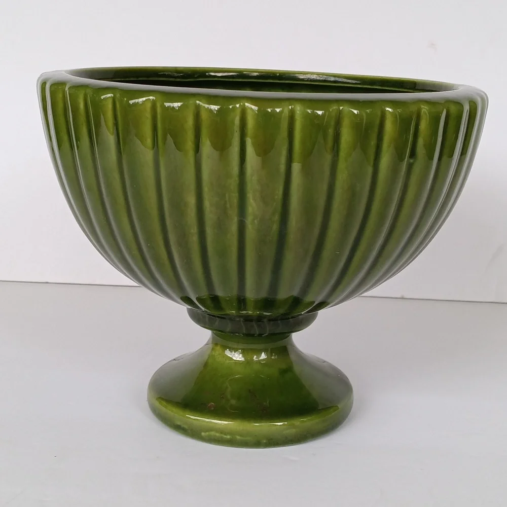 Haeger Pottery Green Ceramic Vase Footed Base USA
